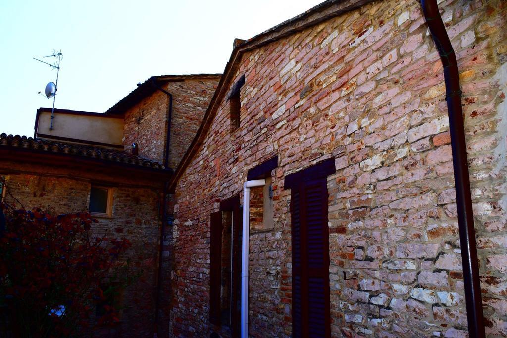 Apartments Aurora Delle Rose Assise Extérieur photo